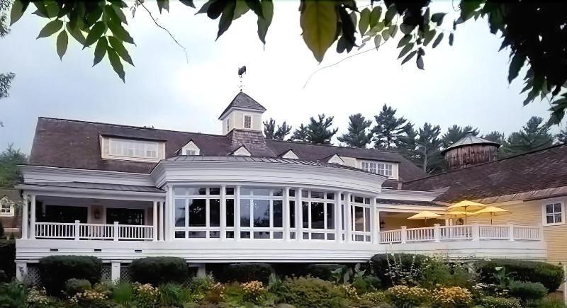 Bedford Village Inn Extérieur photo