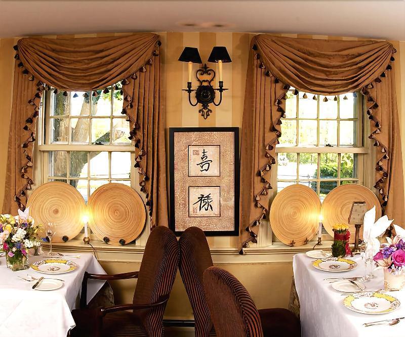 Bedford Village Inn Extérieur photo