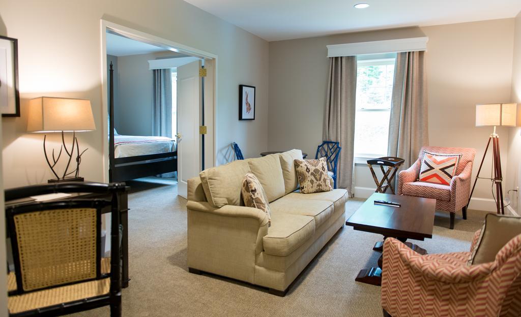Bedford Village Inn Extérieur photo