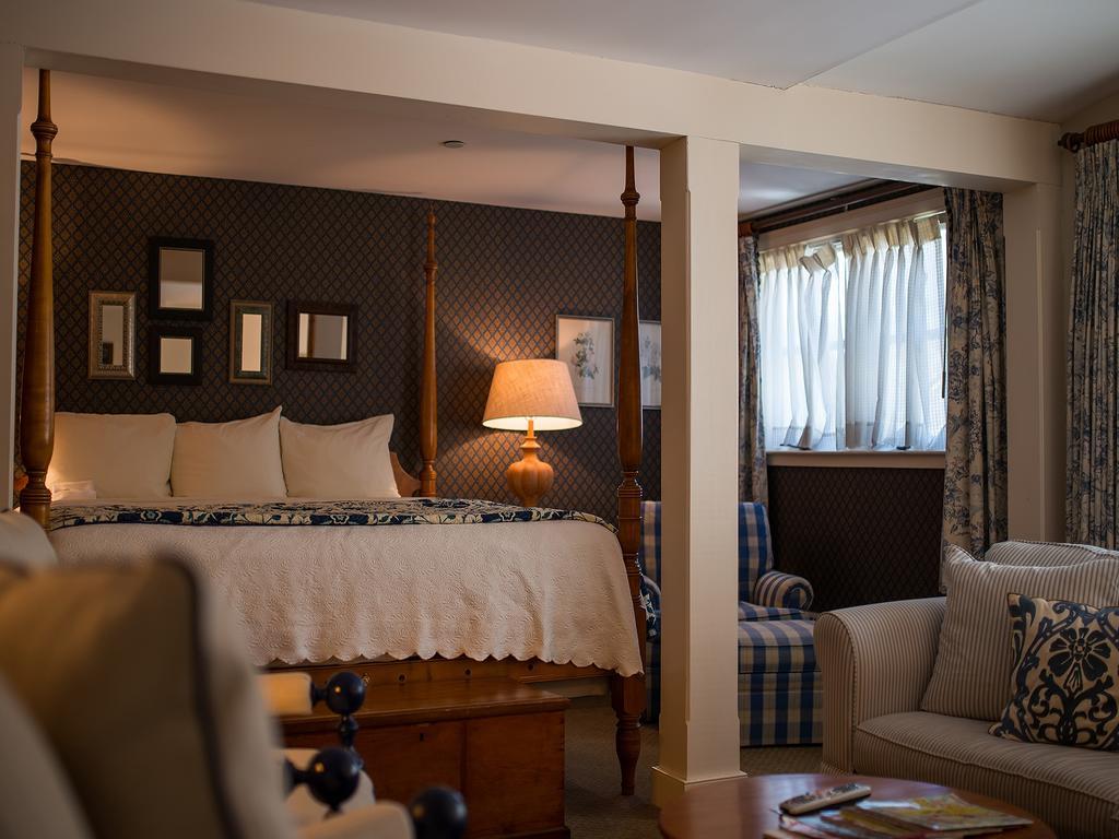 Bedford Village Inn Extérieur photo